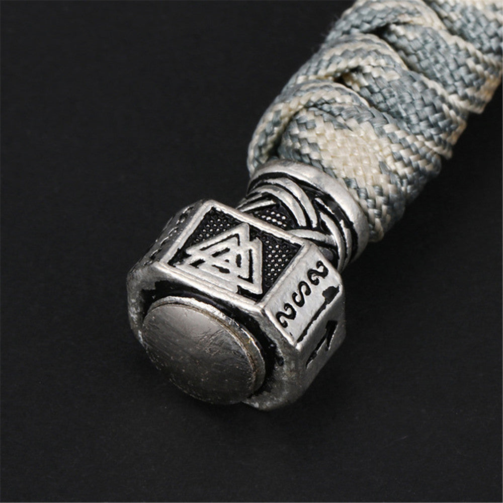 Hand-woven Outdoor Mountaineering Racing Keychain - Frazeshop