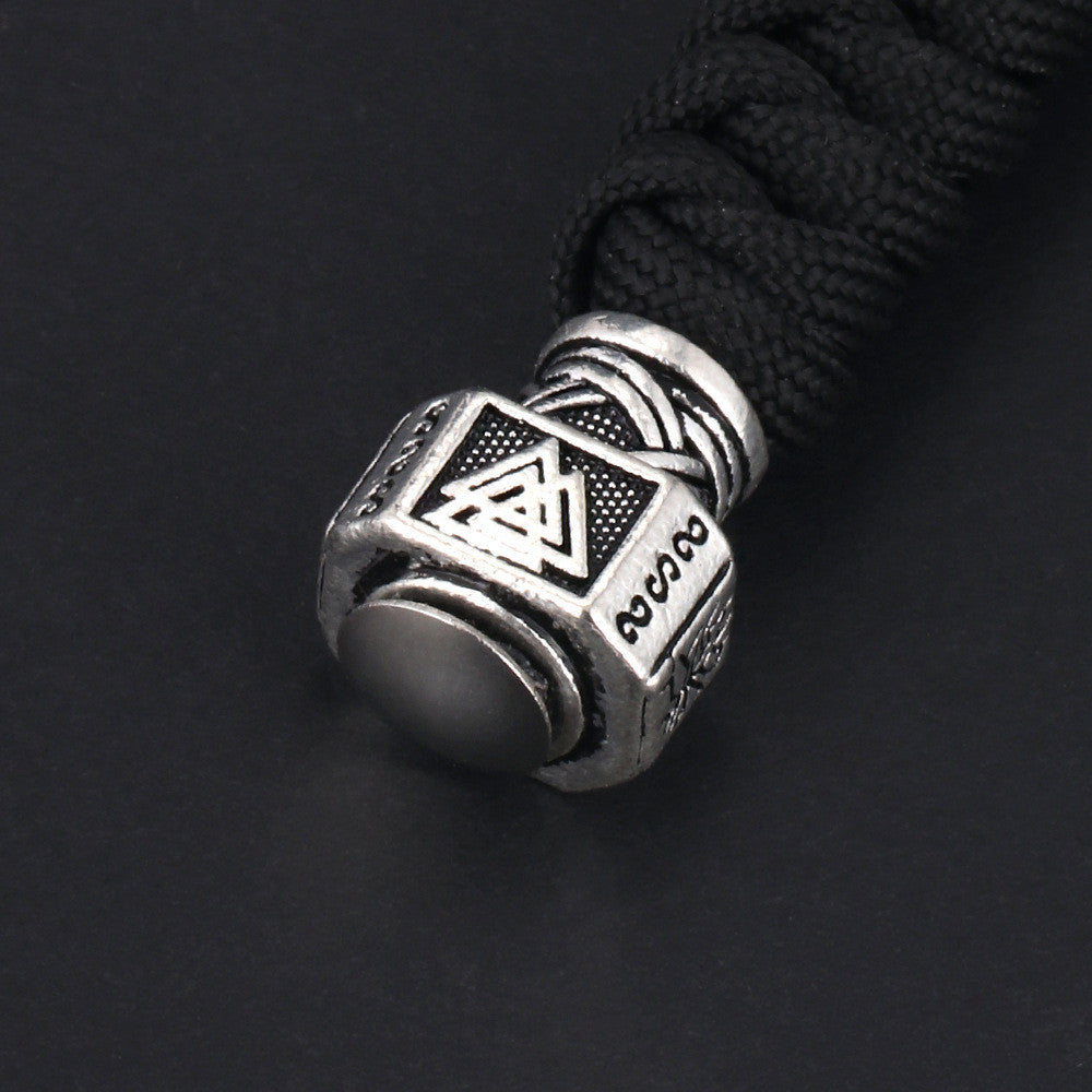 Hand-woven Outdoor Mountaineering Racing Keychain - Frazeshop