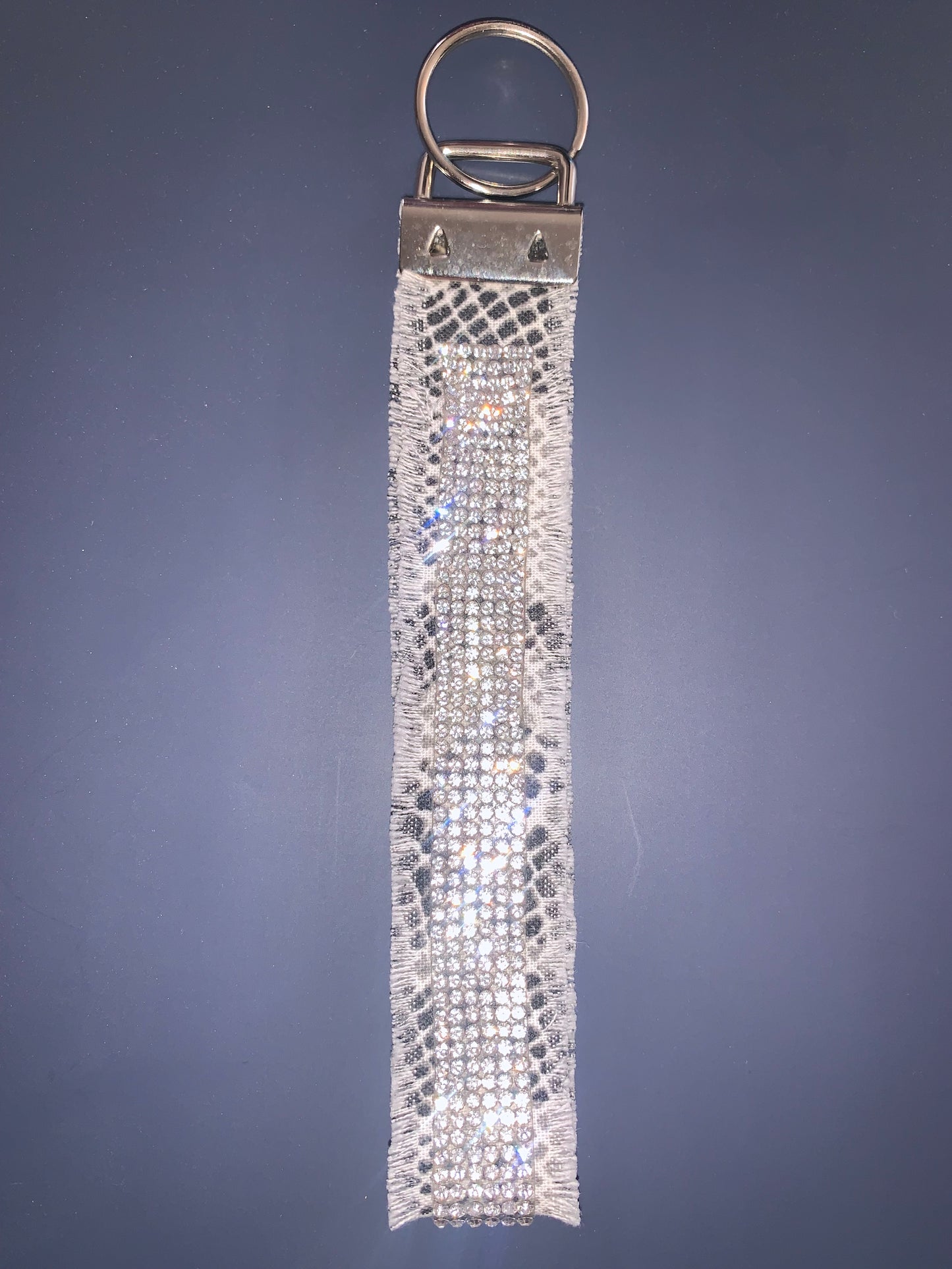 Snakeskin Wristlet Keychain (SLENDER VERSION) - Frazeshop