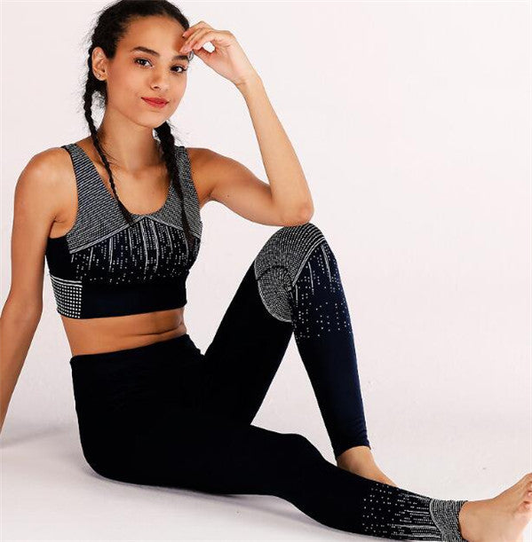 Moisture Wicking Yoga Outfit - Frazeshop