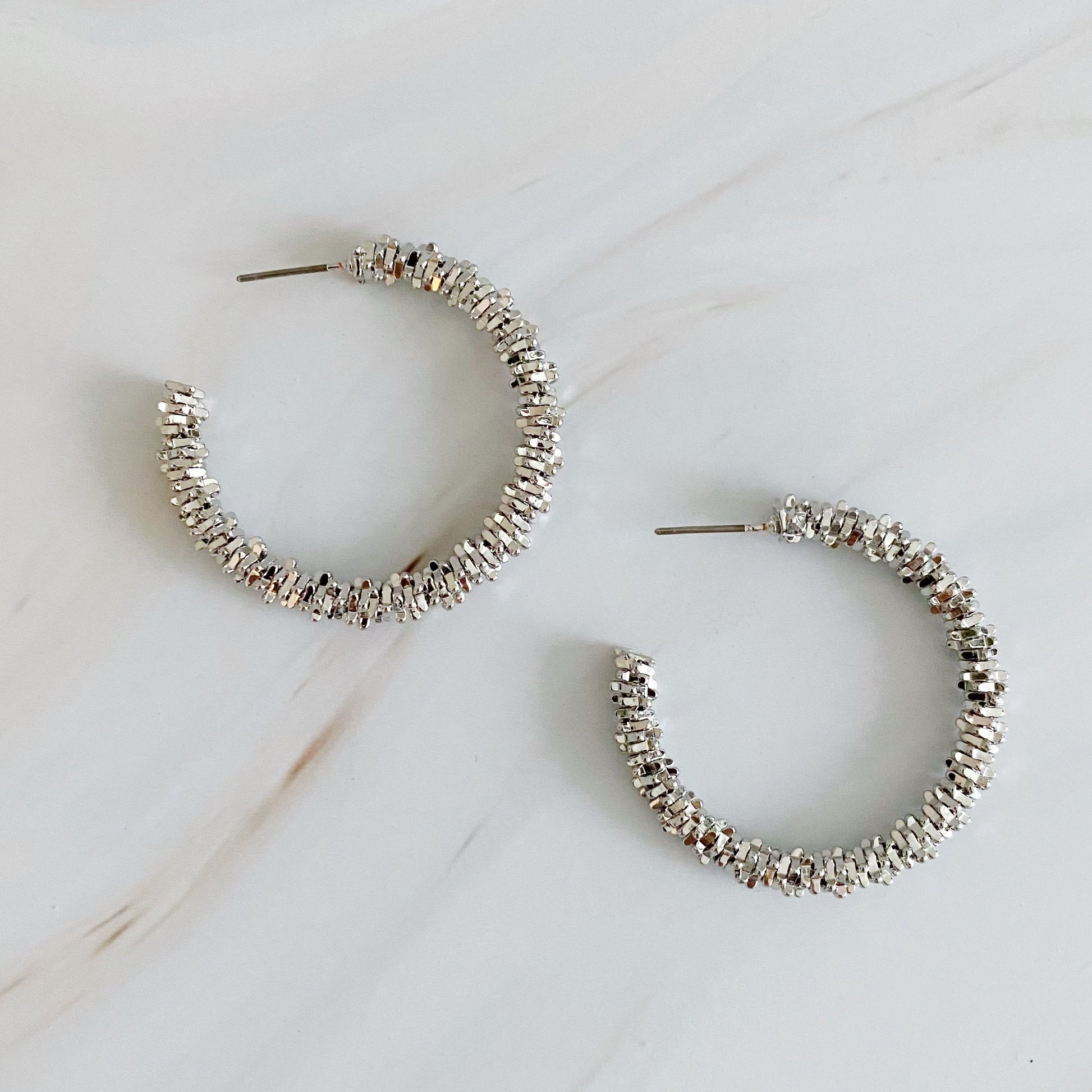 Golden Pebbles Hoop Earrings - Frazeshop