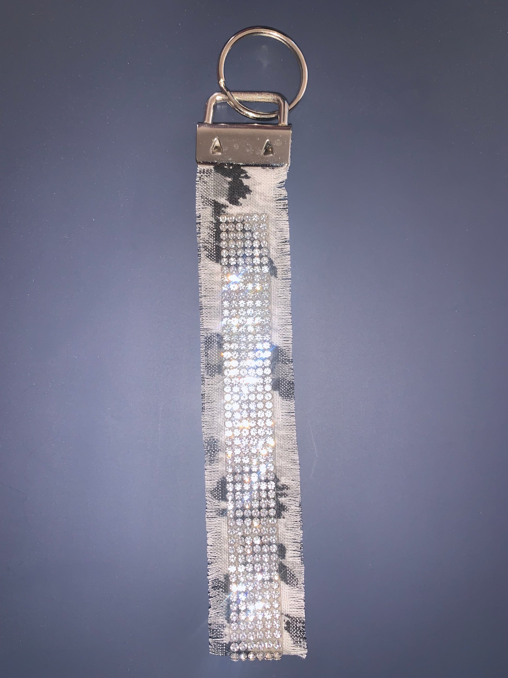 Grey All Day Wristlet Keychain (SLENDER VERSION) - Frazeshop