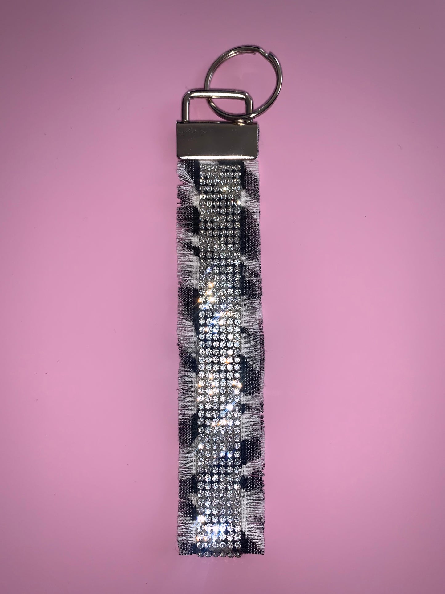 Zebra Wristlet Keychain (SLENDER VERSION) - Frazeshop